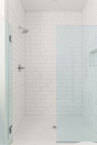 700 N DuPont Ave Unit 107, Madison, TN 37115