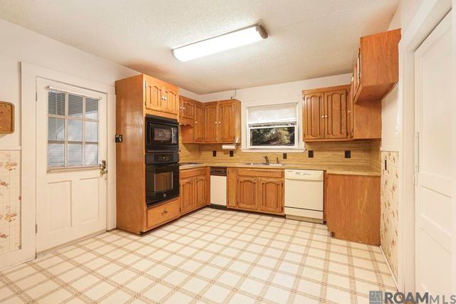 1467 Stuart Ave, Baton Rouge, LA 70808