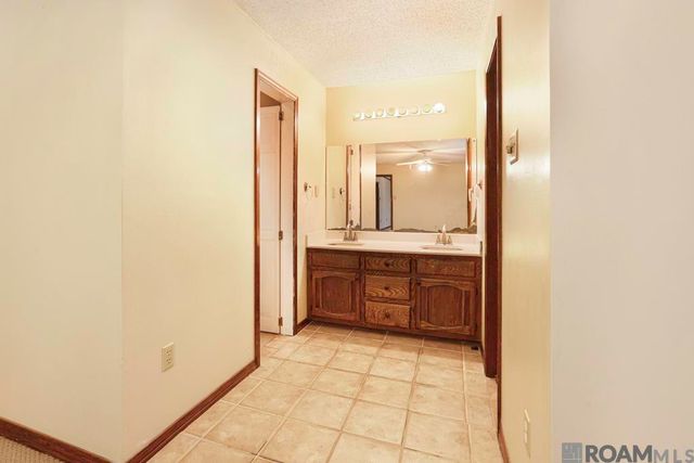 1467 Stuart Ave, Baton Rouge, LA 70808