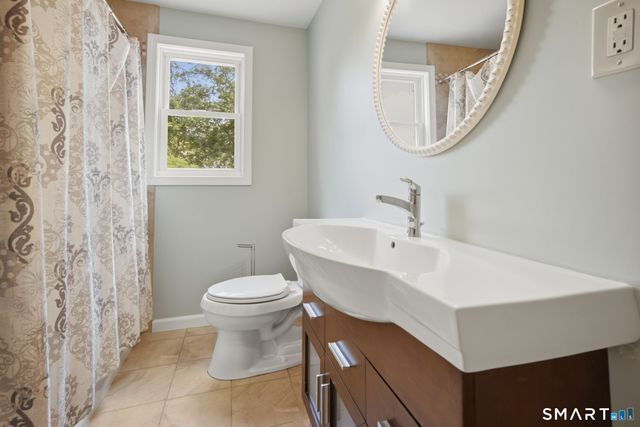 127 Haynes Road, West Hartford, CT 06117