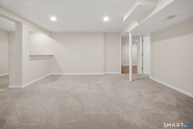 127 Haynes Road, West Hartford, CT 06117