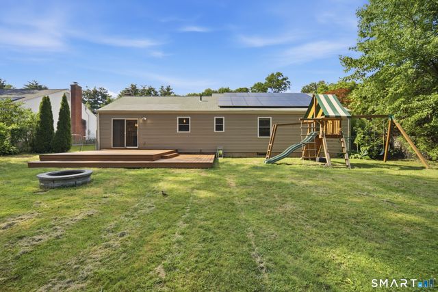 127 Haynes Road, West Hartford, CT 06117
