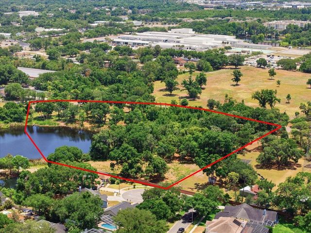 8901 S MOBLEY ROAD, Tampa, FL 33626