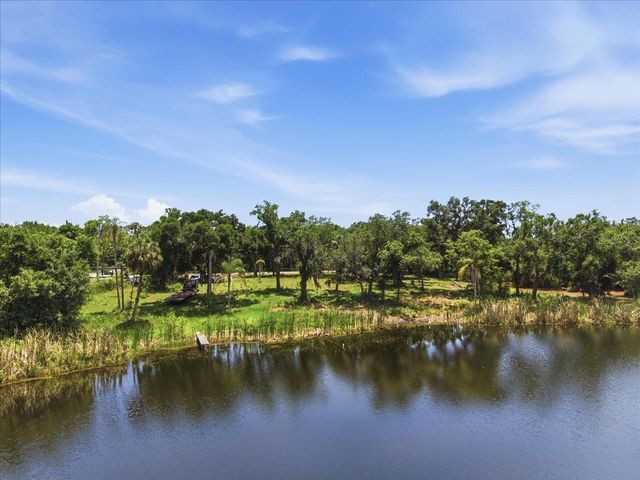 8901 S MOBLEY ROAD, Tampa, FL 33626