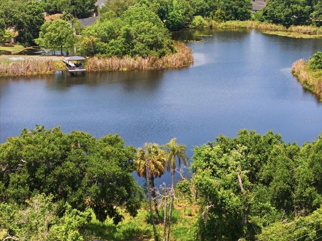 8901 S MOBLEY ROAD, Tampa, FL 33626