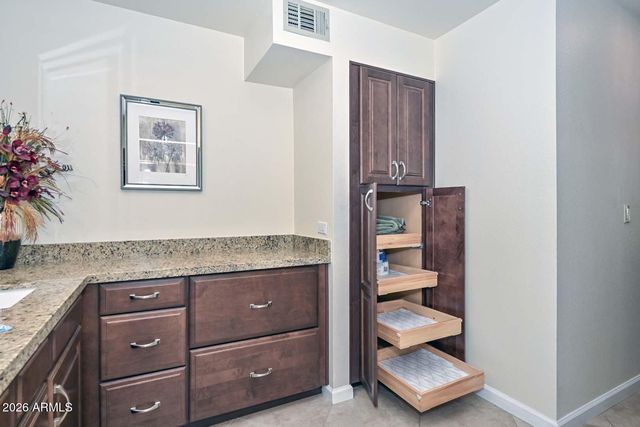 9834 W KERRY Lane, Peoria, AZ 85382