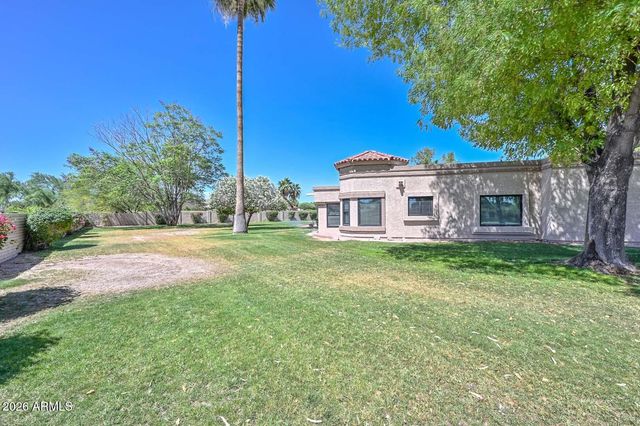 9834 W KERRY Lane, Peoria, AZ 85382