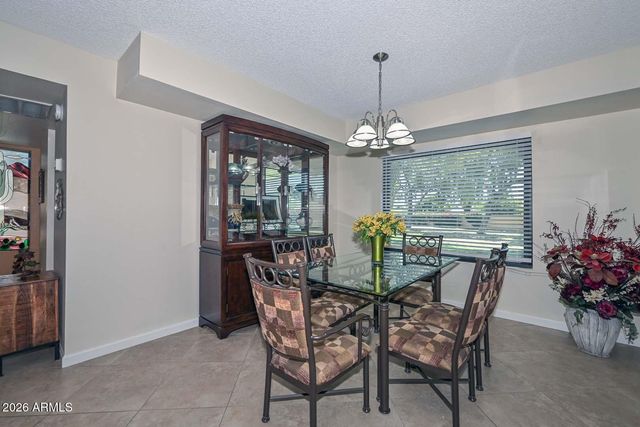 9834 W KERRY Lane, Peoria, AZ 85382