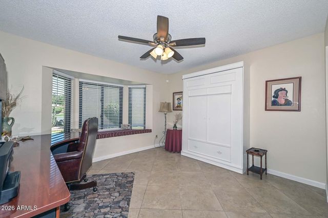 9834 W KERRY Lane, Peoria, AZ 85382