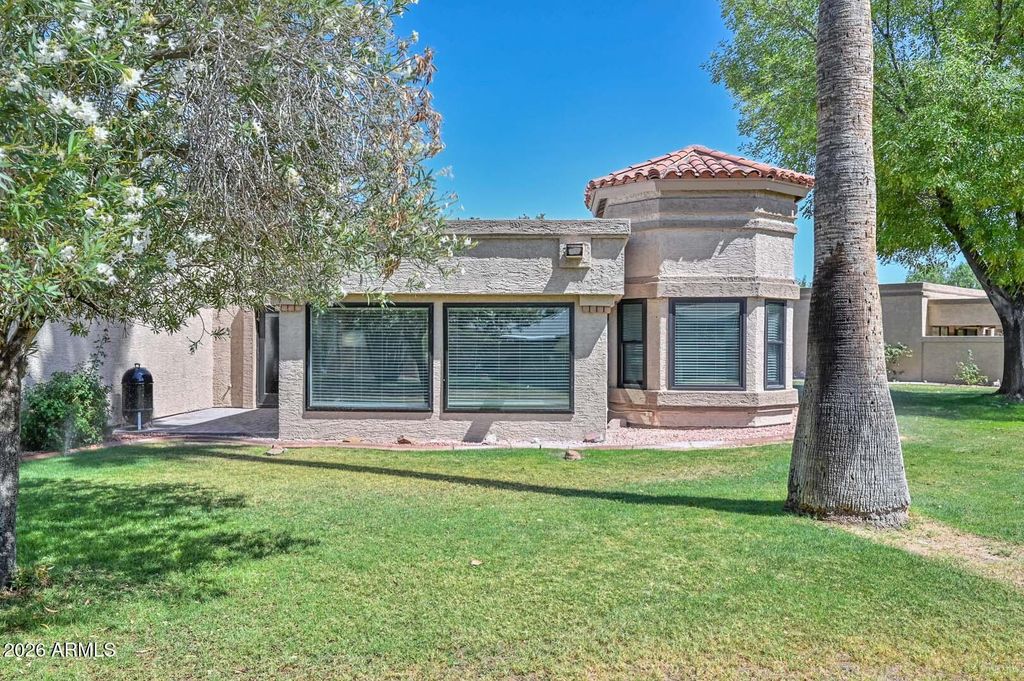 9834 W KERRY Lane, Peoria, AZ 85382 — photo 2