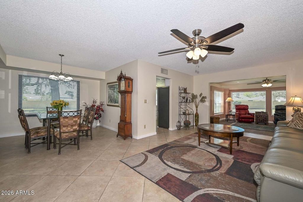 9834 W KERRY Lane, Peoria, AZ 85382 — photo 4