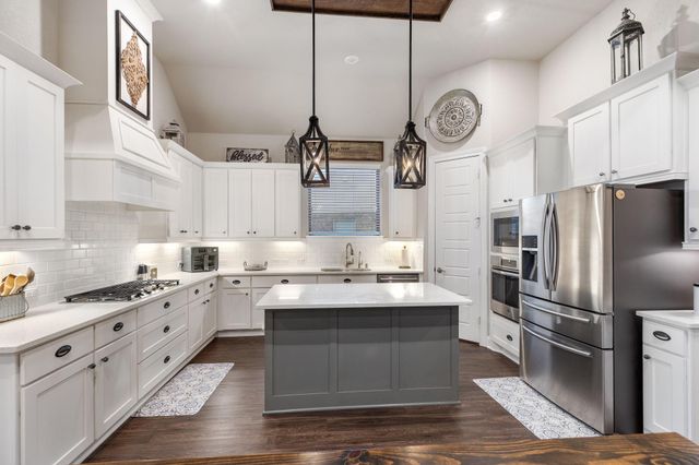 15510 Stoney Hills Court, Cypress, TX 77433