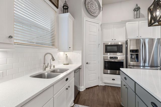 15510 Stoney Hills Court, Cypress, TX 77433