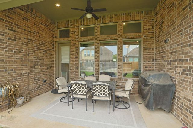 15510 Stoney Hills Court, Cypress, TX 77433