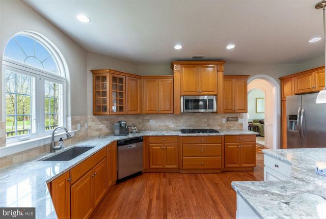 13 MAACK RD, Pottstown, PA 19465