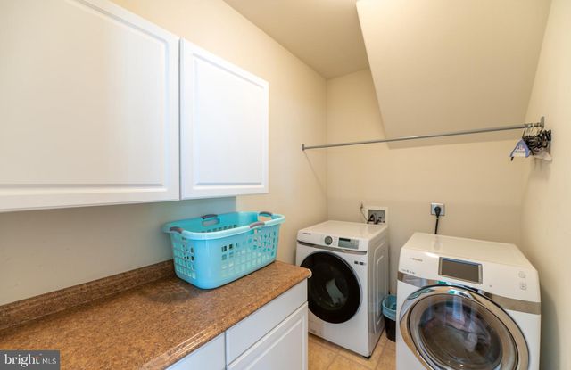 13 MAACK RD, Pottstown, PA 19465