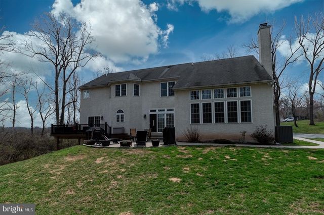 13 MAACK RD, Pottstown, PA 19465