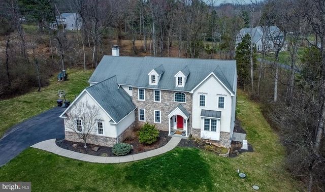 13 MAACK RD, Pottstown, PA 19465