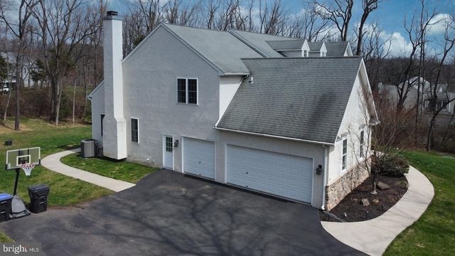 13 MAACK RD, Pottstown, PA 19465