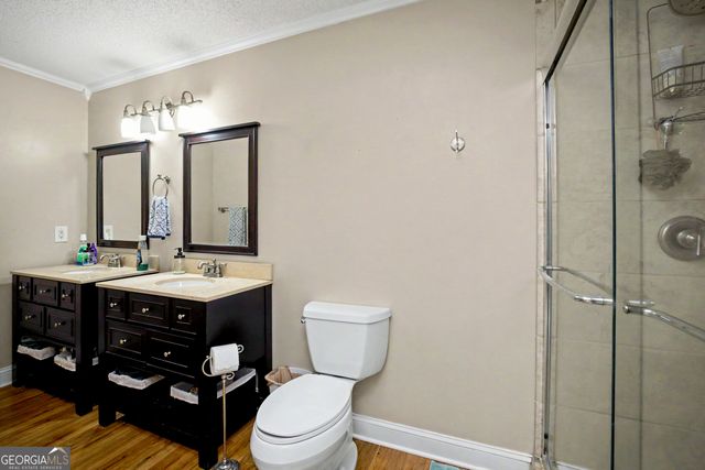 22 Hidden Lakes Court, Newnan, GA 30263