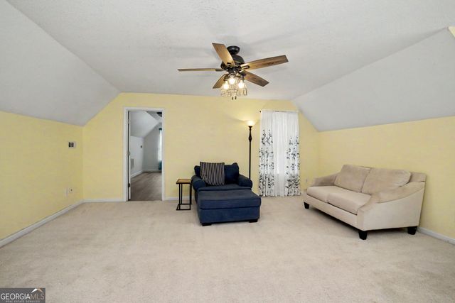 22 Hidden Lakes Court, Newnan, GA 30263