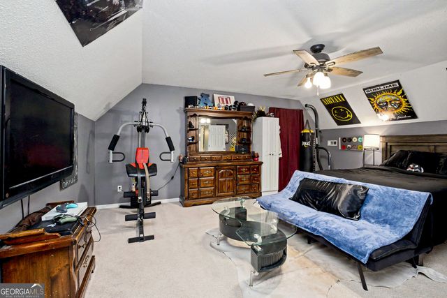22 Hidden Lakes Court, Newnan, GA 30263