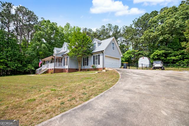 22 Hidden Lakes Court, Newnan, GA 30263