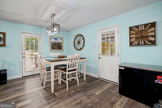 22 Hidden Lakes Court, Newnan, GA 30263