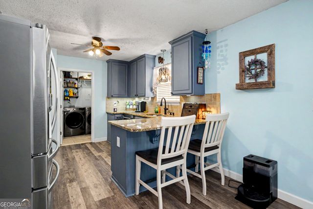 22 Hidden Lakes Court, Newnan, GA 30263