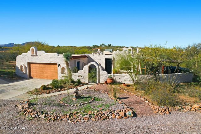 4 Boquillas, Tubac, AZ 85646