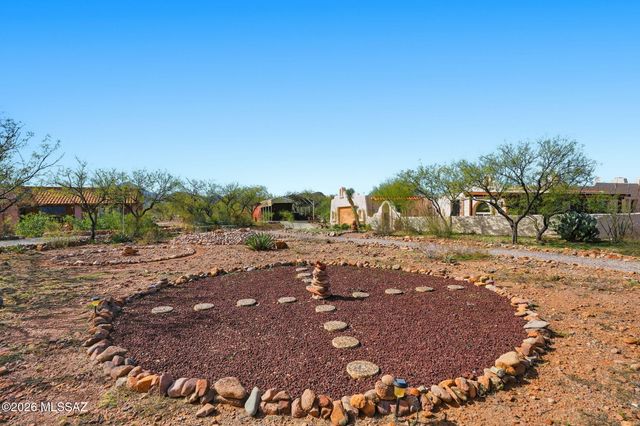 4 Boquillas, Tubac, AZ 85646