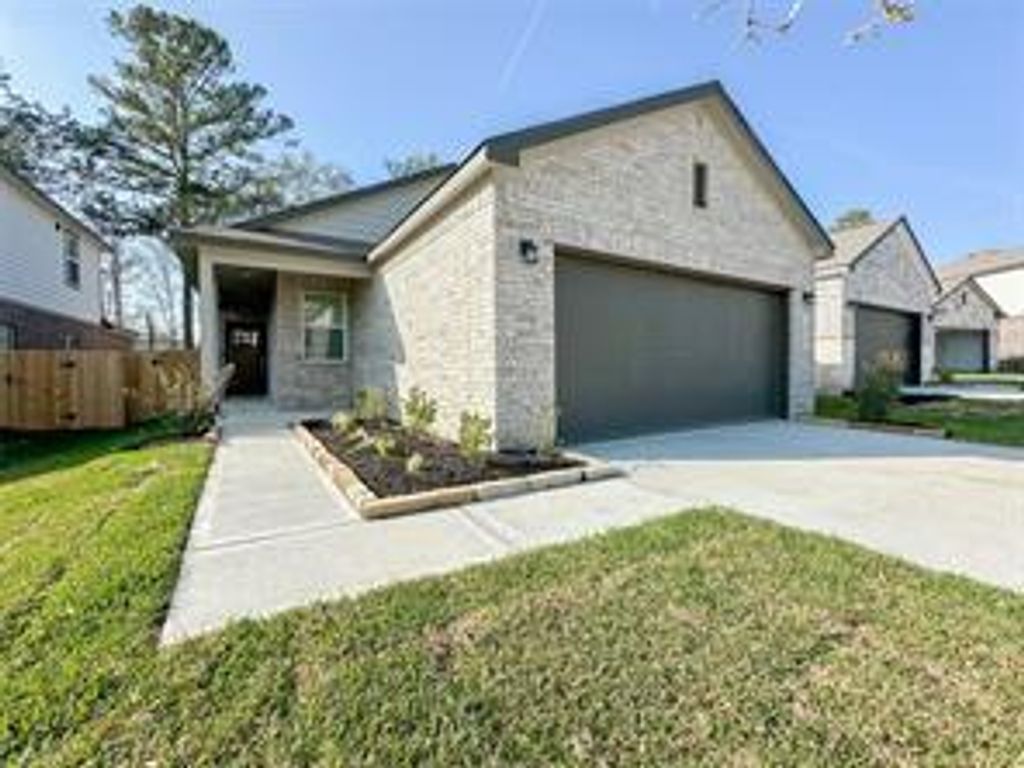 52 Valiant Ridge Trail, Magnolia, TX 77354