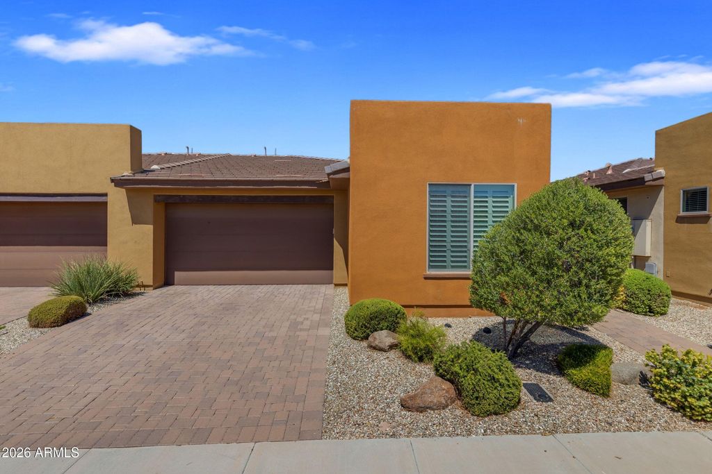 708 E COBBLE STONE Drive, Queen Creek, AZ 85140 — exterior