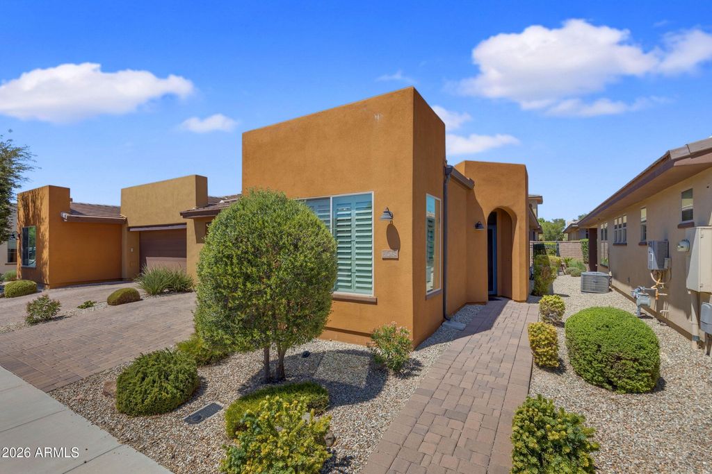 708 E COBBLE STONE Drive, Queen Creek, AZ 85140 — photo 3