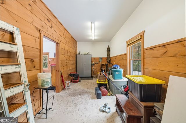 638 Farmer Circle, Mineral Bluff, GA 30559