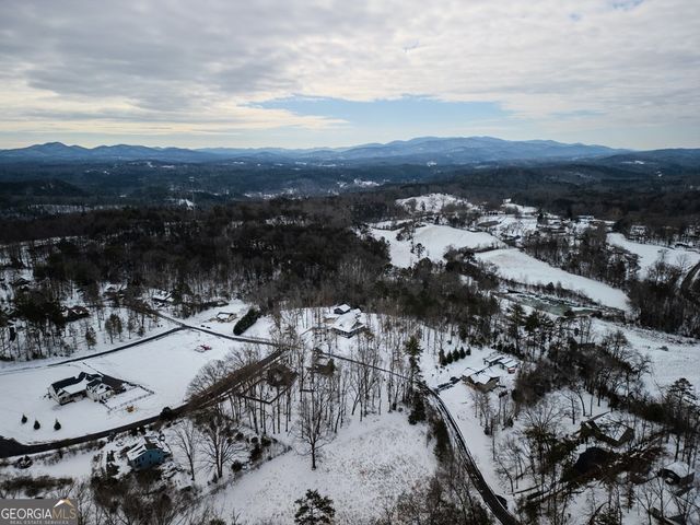 638 Farmer Circle, Mineral Bluff, GA 30559