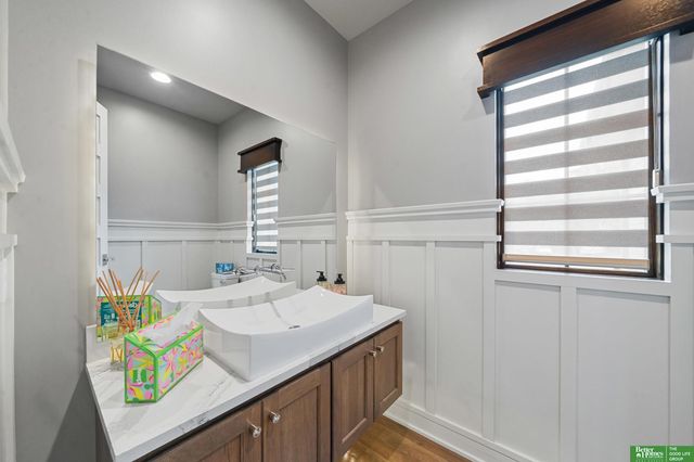 23423 Nancy Circle, Elkhorn, NE 68022