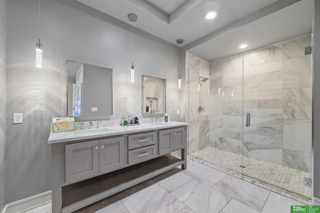 23423 Nancy Circle, Elkhorn, NE 68022