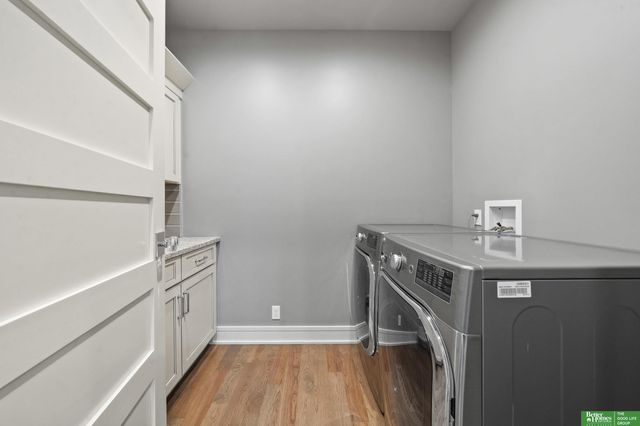 23423 Nancy Circle, Elkhorn, NE 68022
