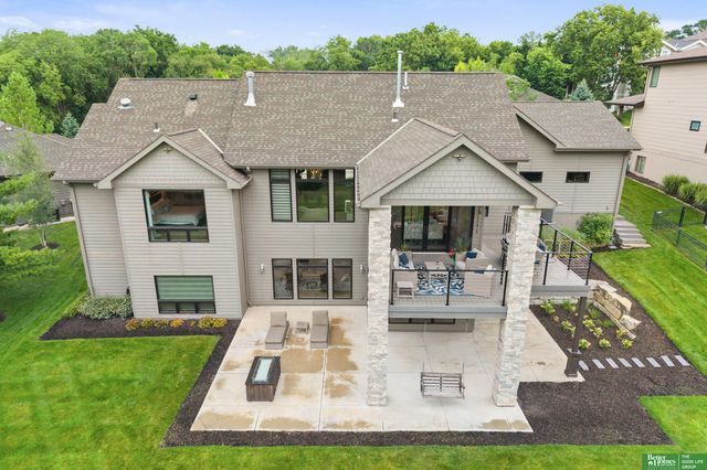 23423 Nancy Circle, Elkhorn, NE 68022