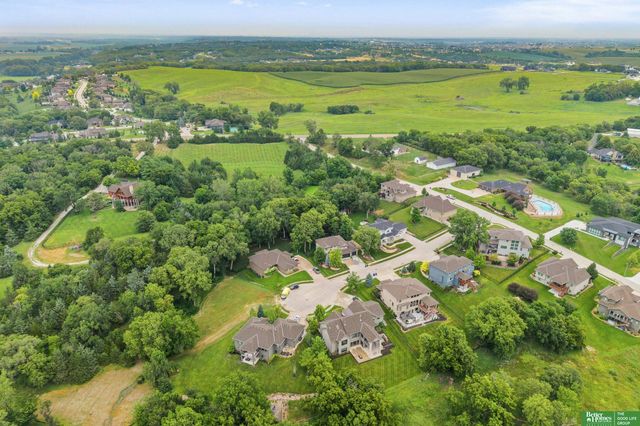 23423 Nancy Circle, Elkhorn, NE 68022