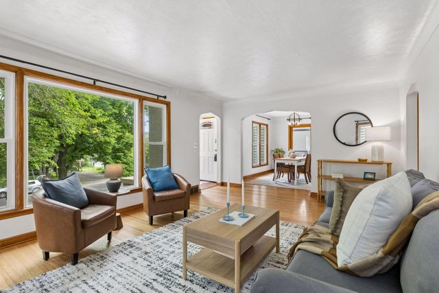 1233 Maywood Street, Saint Paul, MN 55117