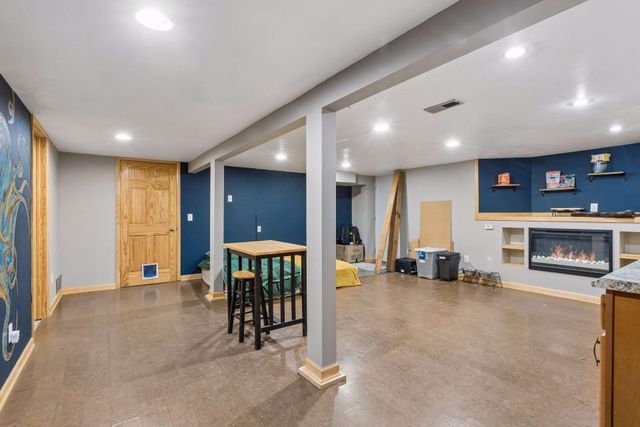 1233 Maywood Street, Saint Paul, MN 55117