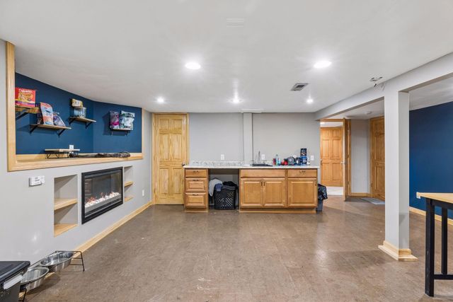 1233 Maywood Street, Saint Paul, MN 55117