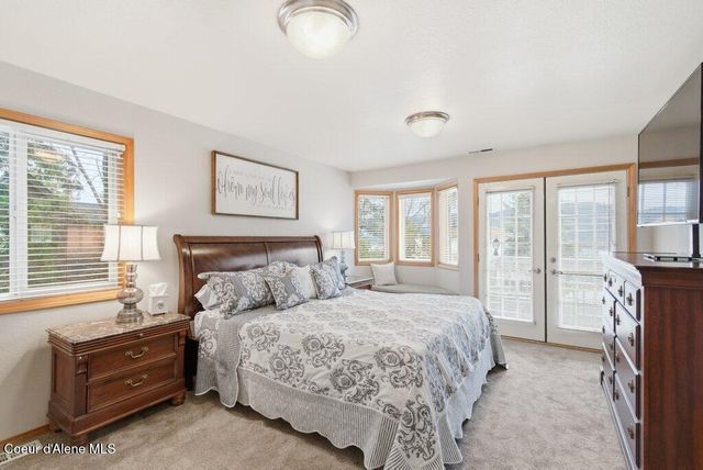 4263 E Burchell DR, Hayden, ID 83835