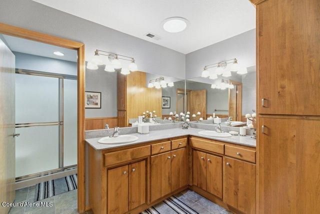 4263 E Burchell DR, Hayden, ID 83835