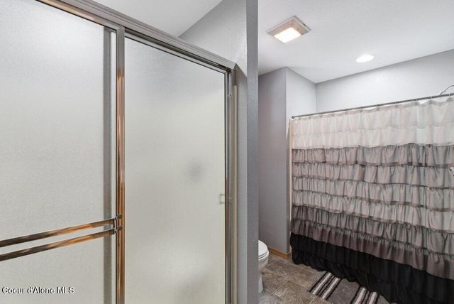 4263 E Burchell DR, Hayden, ID 83835