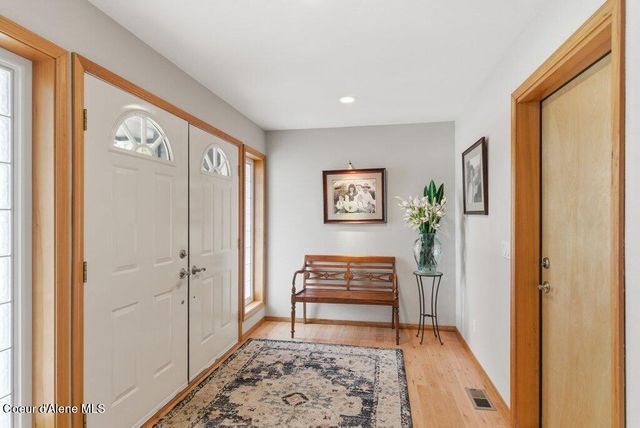 4263 E Burchell DR, Hayden, ID 83835