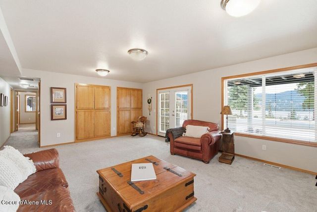 4263 E Burchell DR, Hayden, ID 83835