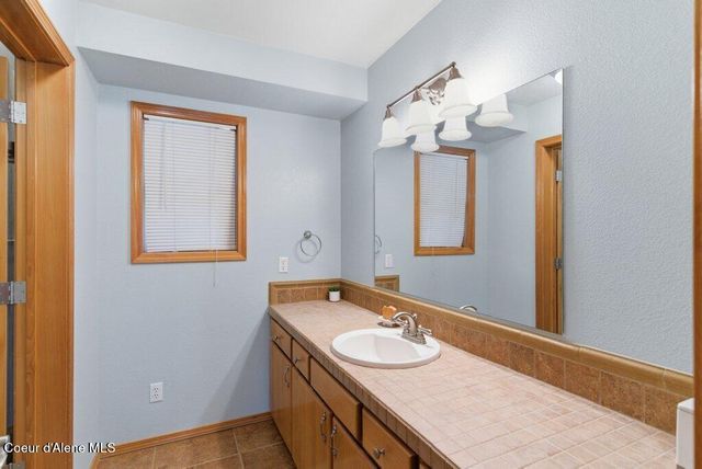 4263 E Burchell DR, Hayden, ID 83835